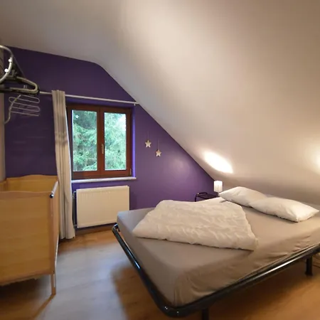 Waimes Forest-edge Escape *