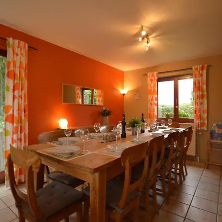 Waimes Forest-edge Escape * Sourbrodt