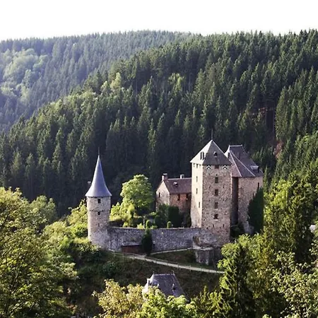 Waimes Forest-edge Escape *